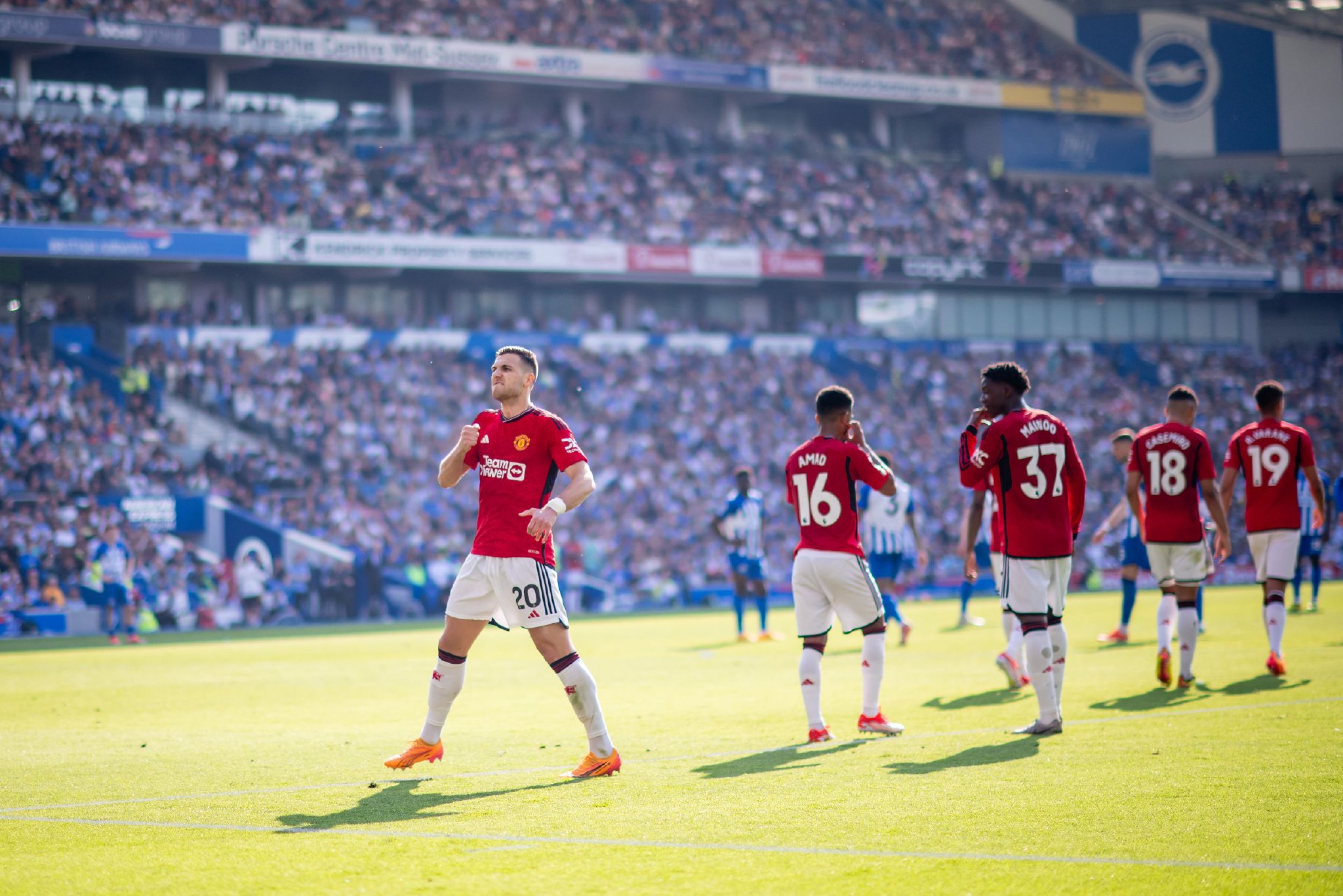 宣签下阿尔 宣签下阿尔